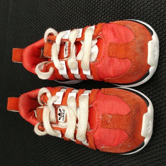 Adidas SL Loop Red and Black Toddler Shoes - Picture 1 of 9